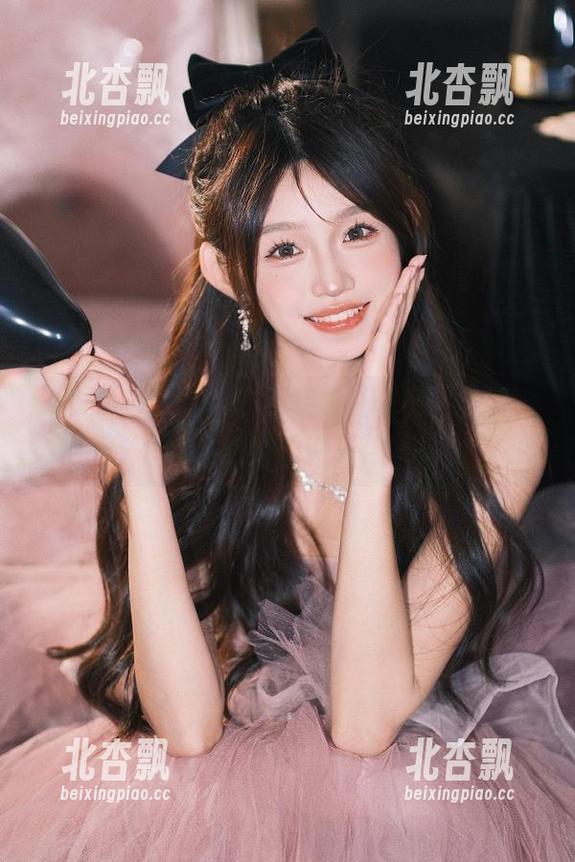 绮梦摄影 - 月月长腿写真任你看，免费分享这个美丽的世界！.txt