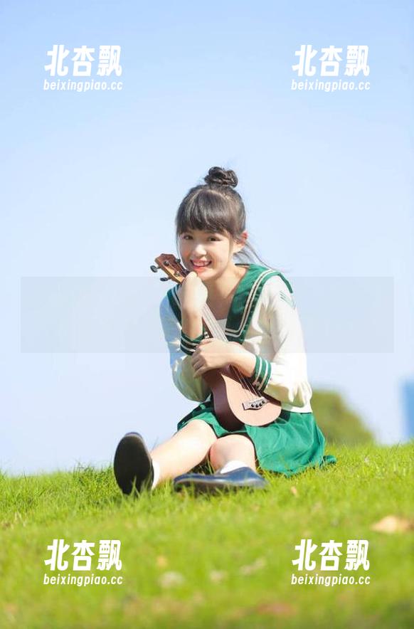 美媛馆 - Carina梦绮写真合集：用细腻的镜头讲述她的动人剧情故事.txt