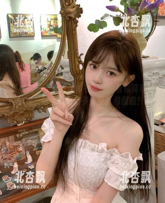 美媛馆 - 于大乔连体衣图册：看似简单的连体衣，她给了我们多少惊喜和创意！.txt