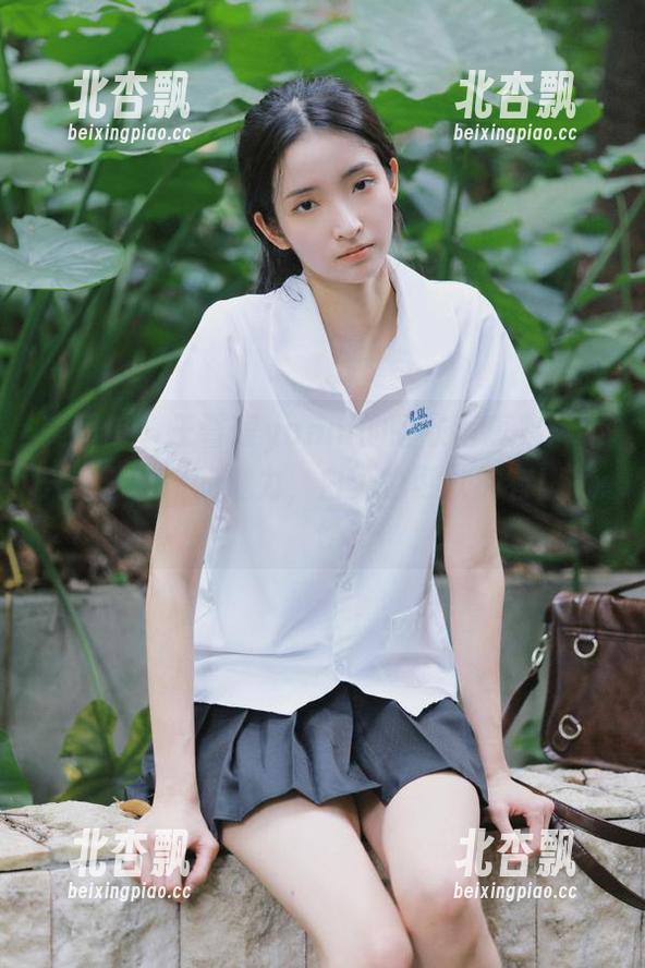 美媛馆 - 王馨瑶yanni的睡衣写真集：不只属于夜晚的魅力，白天也可以拥有！.txt