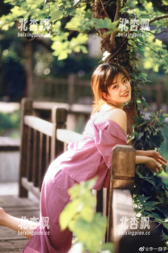 美媛馆 - 不容错过！陈怡曼coco甜心写真最新原图，带你领略绝美容颜.txt