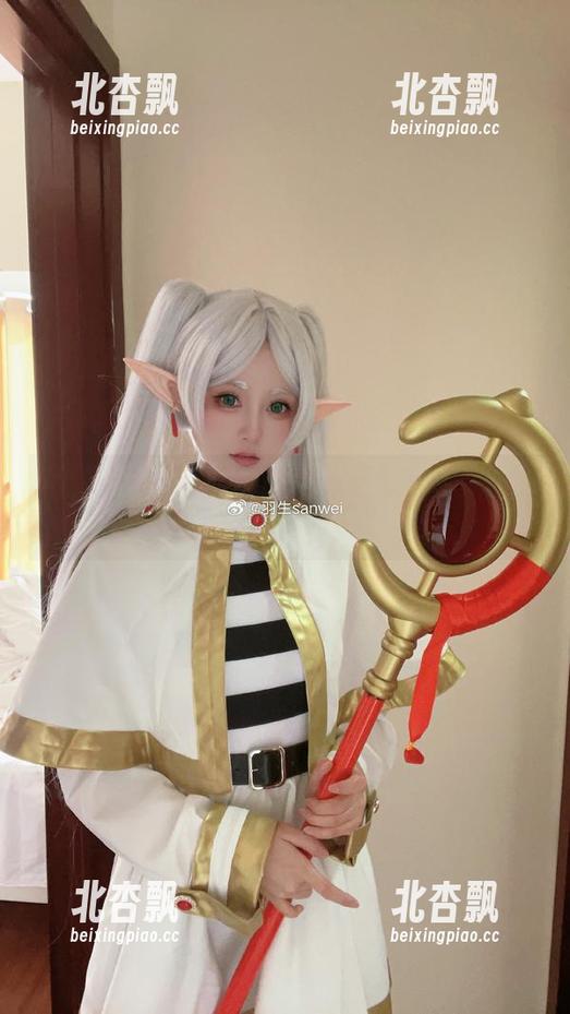 羽生三未的圣诞梦境：无圣光效果营造绝美写真图片.txt