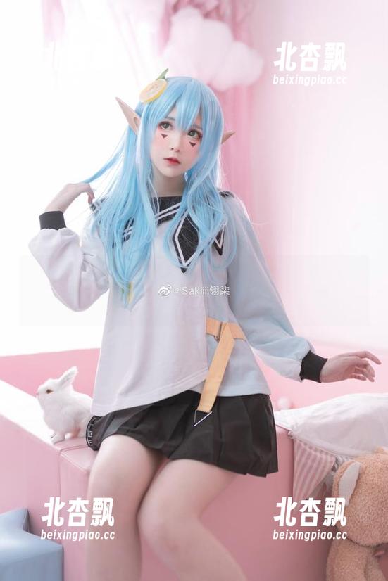 翎柒菜菜黑白写真合集：一场视觉与情感的双重盛宴.txt