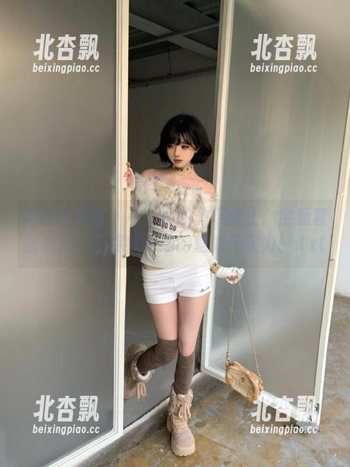 舞蹈生日记 - 不一样的黄琪女王：全新套图更新，带你领略她的魅力与实力！.txt