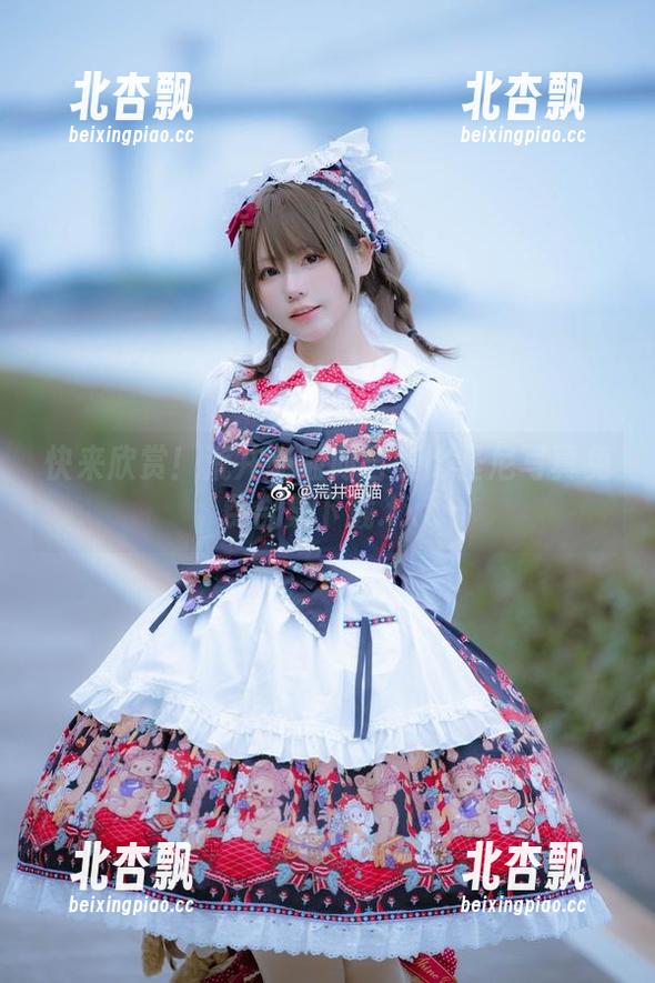 快来欣赏！荒井喵喵向日葵比基尼写真免费合集下载.txt
