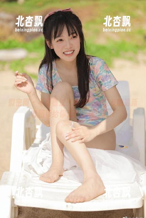 微密圈 - 不可错过！葱油饼er灰灰的最新套图带给你无限惊喜！.txt