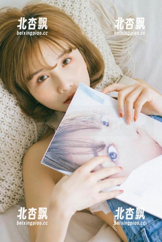 蜜桃社 - 王婉悠Queen教室私拍写真：感受纯真的青春灵动套图.txt