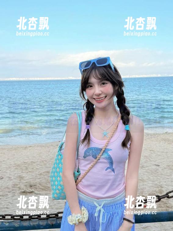 蜜桃社 - 静香Mandy婚纱私拍：图集里的仙女，连风都在偷偷为她打call！.txt