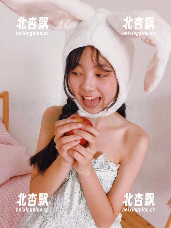 语画界 - Angela小热巴心愿旅拍写真，分享原图背后的故事与情感.txt