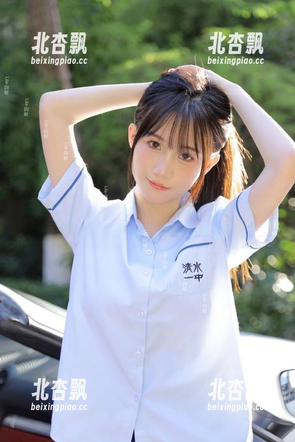 语画界 - 玥儿玥制服大片精选合集：感受每一张照片背后的故事与情感.txt