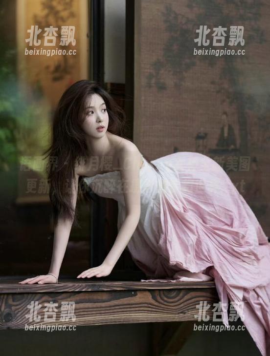 语画界 - 绯月樱_Cherry女神全新美图更新，让你沉醉在摄影的梦幻世界.txt