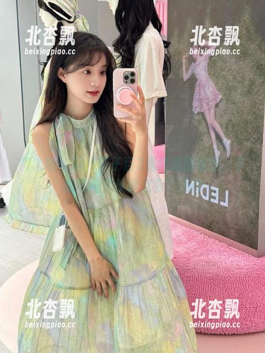 微密圈 - 窥探轩子巨2兔的美图秘密，下载过程中乐趣无穷！.txt
