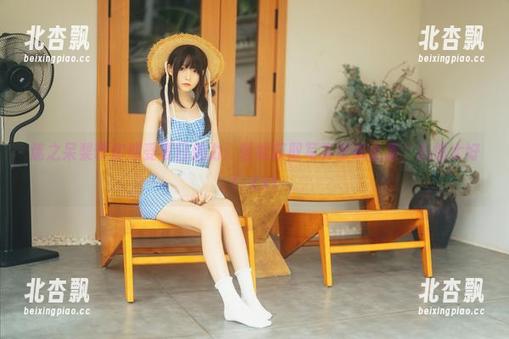 迷之呆梨带你感受夏日魅力：轻松获取写真壁纸合集，心情大好！.txt
