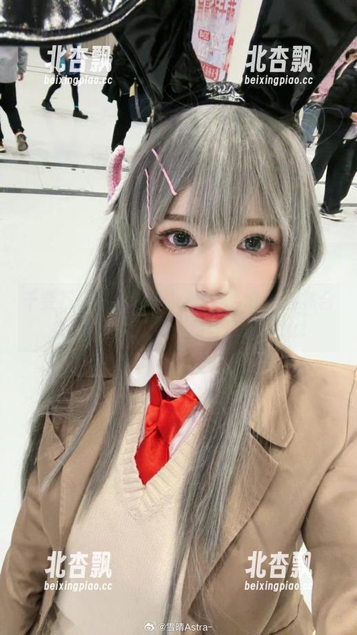 千变万化的私拍风格，雪晴Astra丝袜合集带你领略无限创意与惊喜！.txt