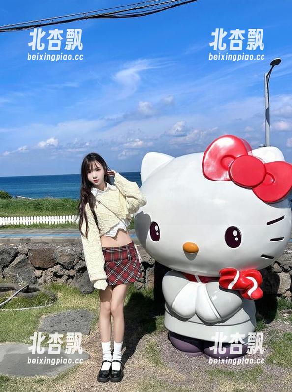 青丘女神 - 细腻又动人的“莉莉温柔”图包，免费送你唯美写真！.txt