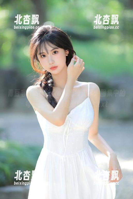 青豆客 - Sayaka的婚纱美学：图集中的每一张写真都是爱的表达.txt