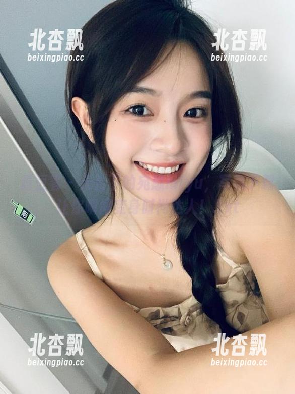 青豆客 - 天台下的宛恩miyu，写真下载让你瞬间变身时尚达人！.txt