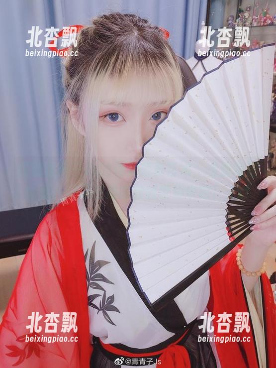 探索青青子Js的修女写真艺术，免费高清分享，沉浸在她的独特世界中吧！.txt