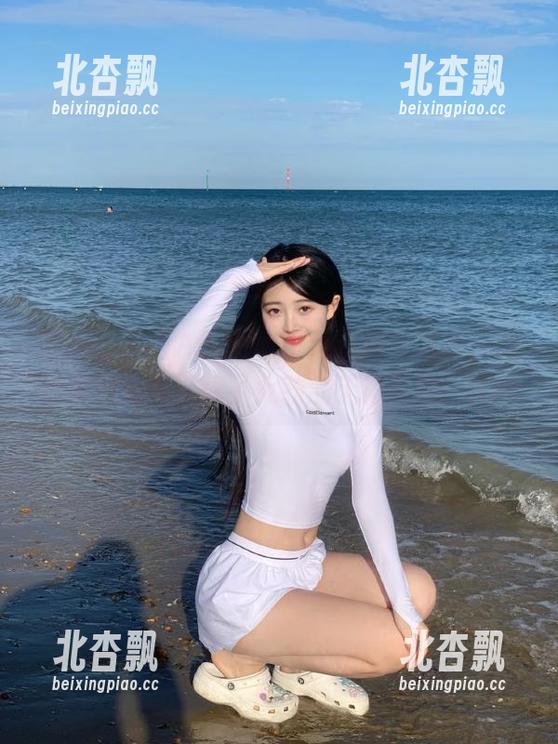 魅妍社 - 当Angela小热巴遇上写真，这组图包完美诠释了女孩的无限可能！.txt