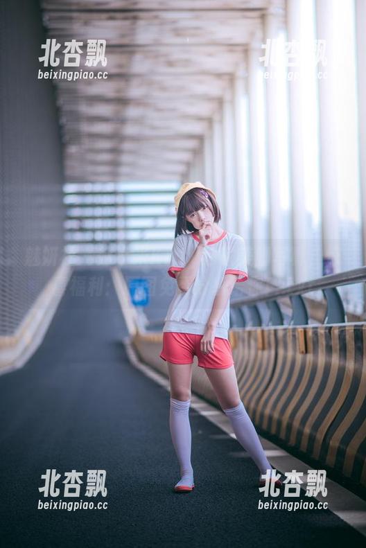 魅妍社 - 赵小米Kitty独家美脚写真，惊喜福利：原图免费分享给你！.txt