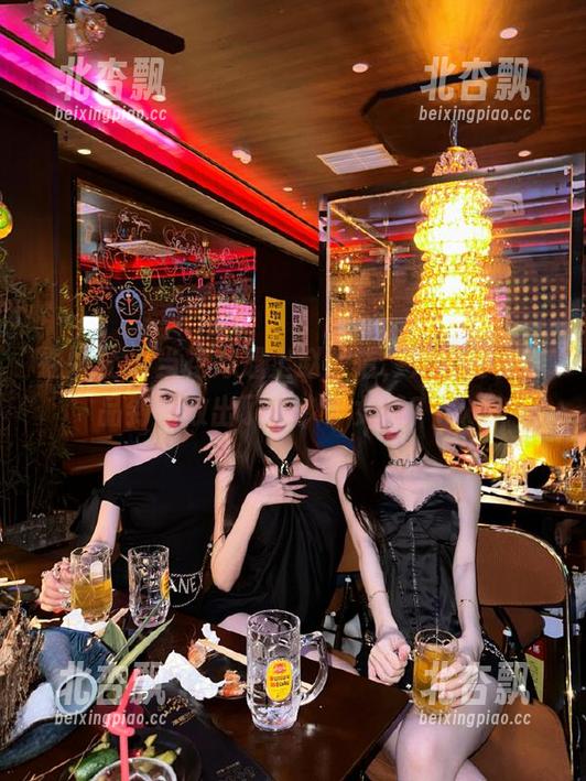 魅妍社 - 当花嫁遇上赵梦洁，她的写真作品到底放出了多少少女梦？.txt