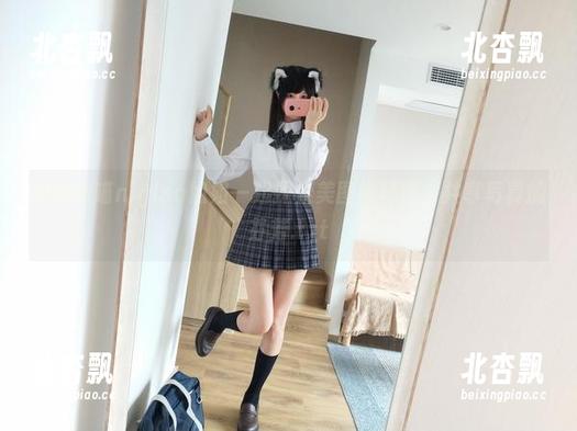 和魔物喵nigisa姐姐一起探索美图的秘密，共享写真的芬芳.txt