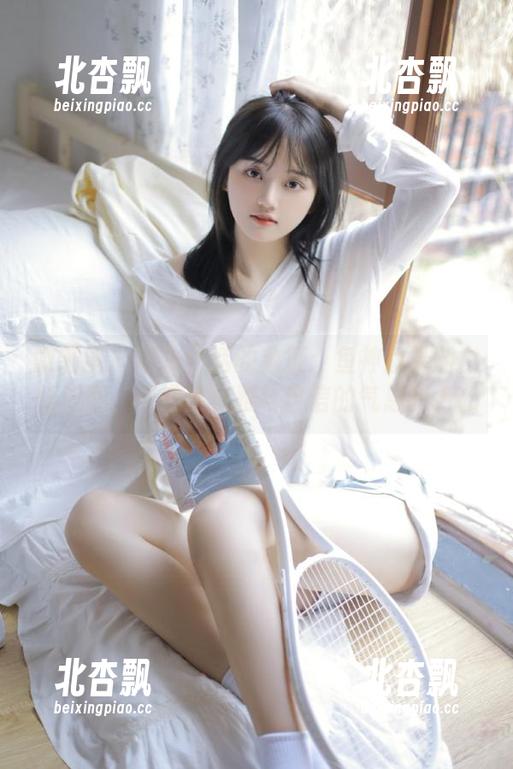 微密圈 - 精致生活的象征：鱼神鱼最新白丝美图，传递出优雅与自信的气息！.txt